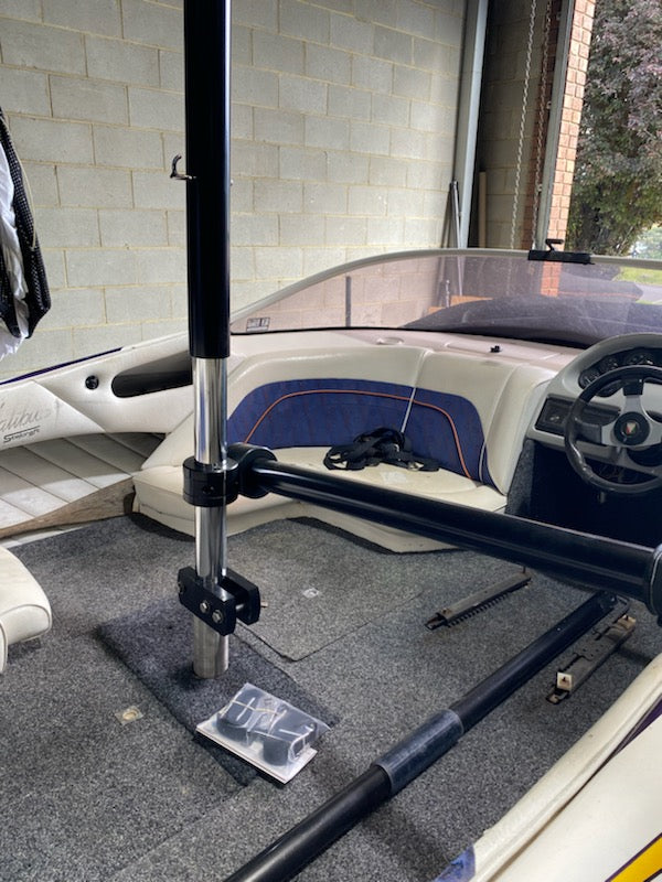 Telescopic Curved Training Bar Centre Pole Mounted